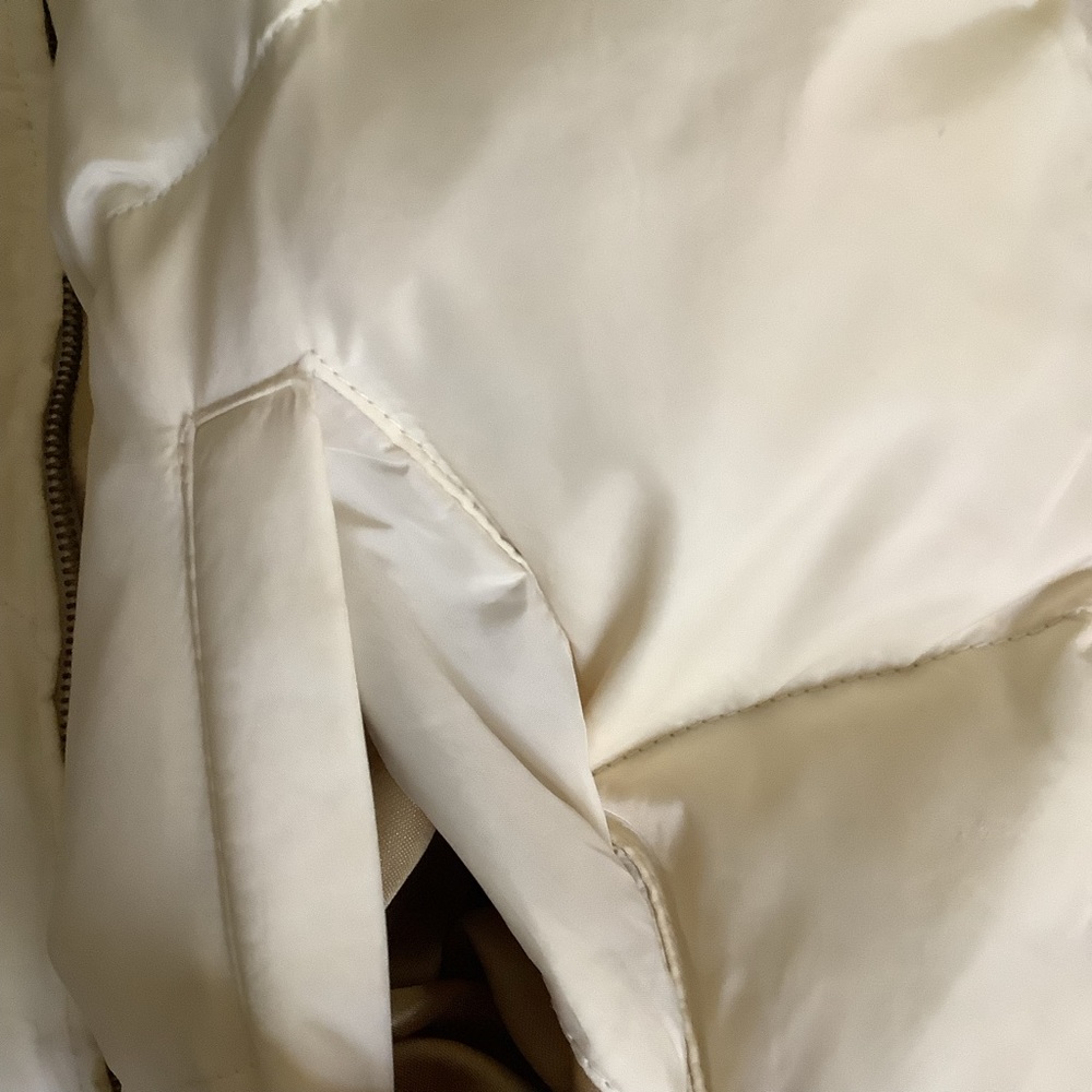 DKNY Ivory Down Feather Vest - Picture 12 of 13